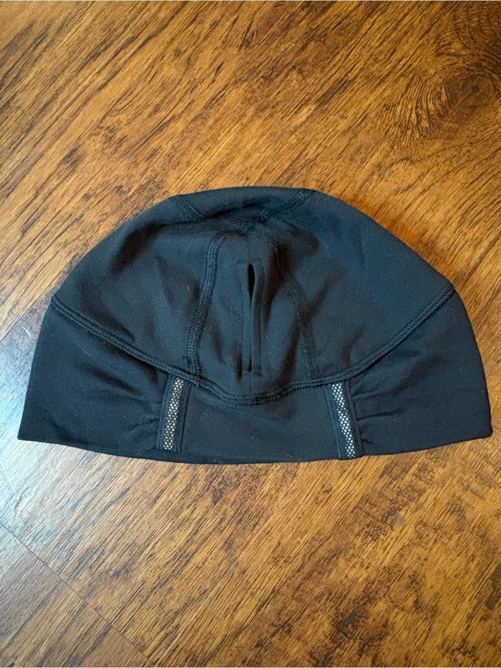 lululemon athletica Black Performance Beanie - Picture 3 of 6